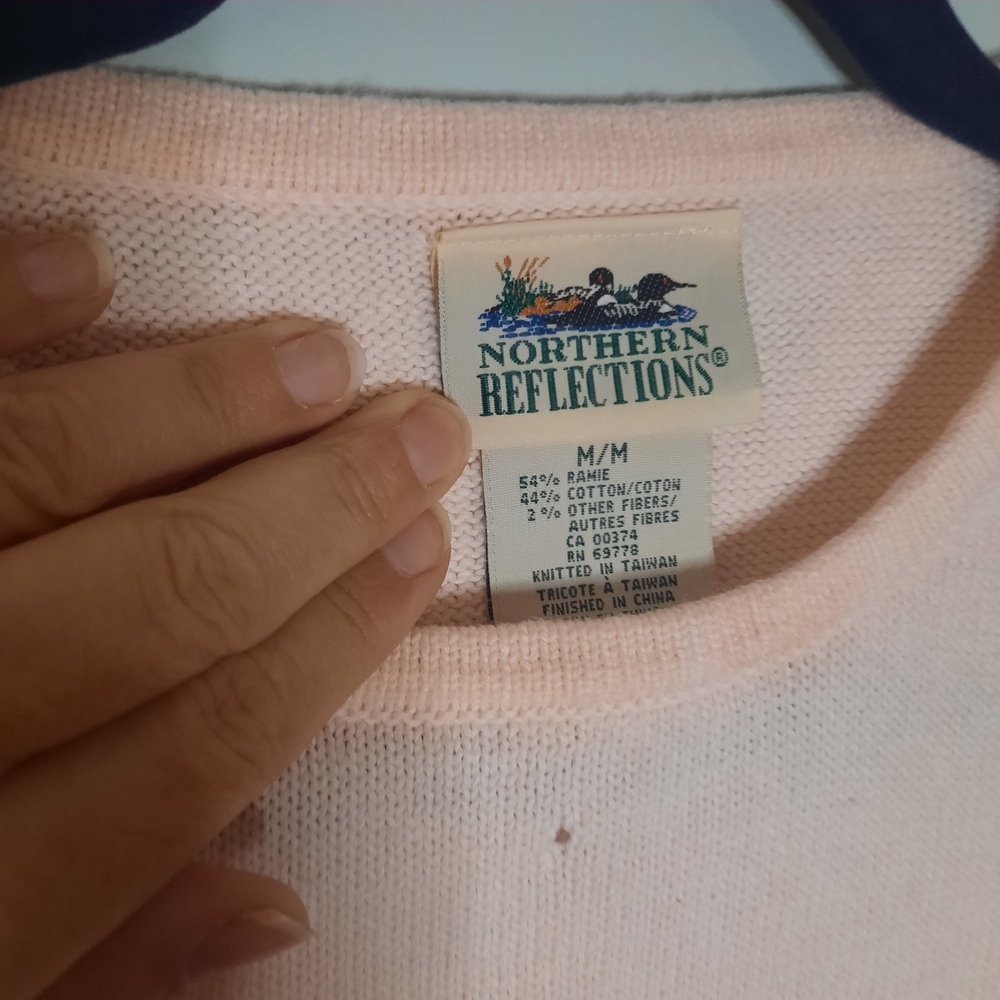 VINTAGE Soft Pink Floral Embroidered Knit Tank, Cottagecore, Grandmacore, Medium - Picture 4 of 5